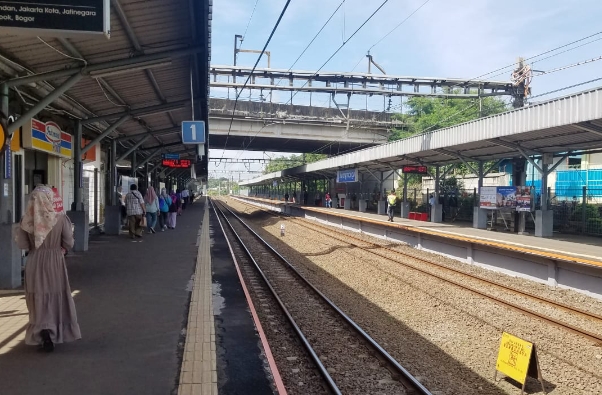 Stasiun KRL Jurangmangu: Lokasi, Tarif, dan Pilihan Hunian di Sekitarnya